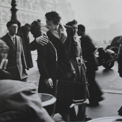 hotel-fabric-robert-doisneau-exhibition-instants-donnes