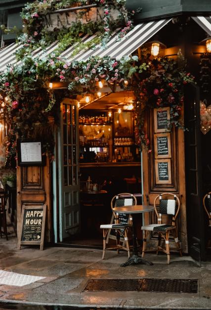 Café Fleur, a Parisian bistrot a few steps away from the Eiffel Tower