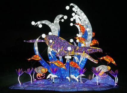 Jurassic Illuminated : Dive into the Era of Dinosaurs at the Jardin des Plantes